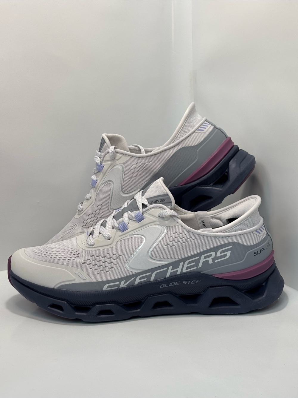 Skechers Women's Size 7.5 Glide-Step Altus Hands Free Slip-Ins White/Purple/Grey